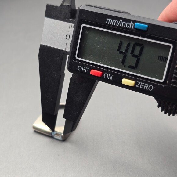 VTG Sterling Silver Sky Blue Topaz Ring Size 7 Signed SU 3.4g Thailand - Picture 10 of 13